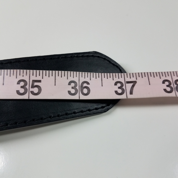 Black Genuine Leather Belt - Picture 8 of 9